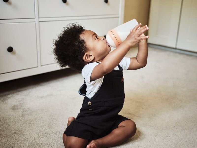 Tåtesmokk i silikon: VARIABEL flyt, oransje / BORRN