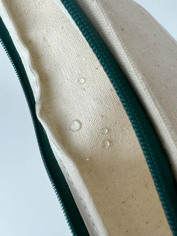 Våtpose med glidelås / Feel Natural