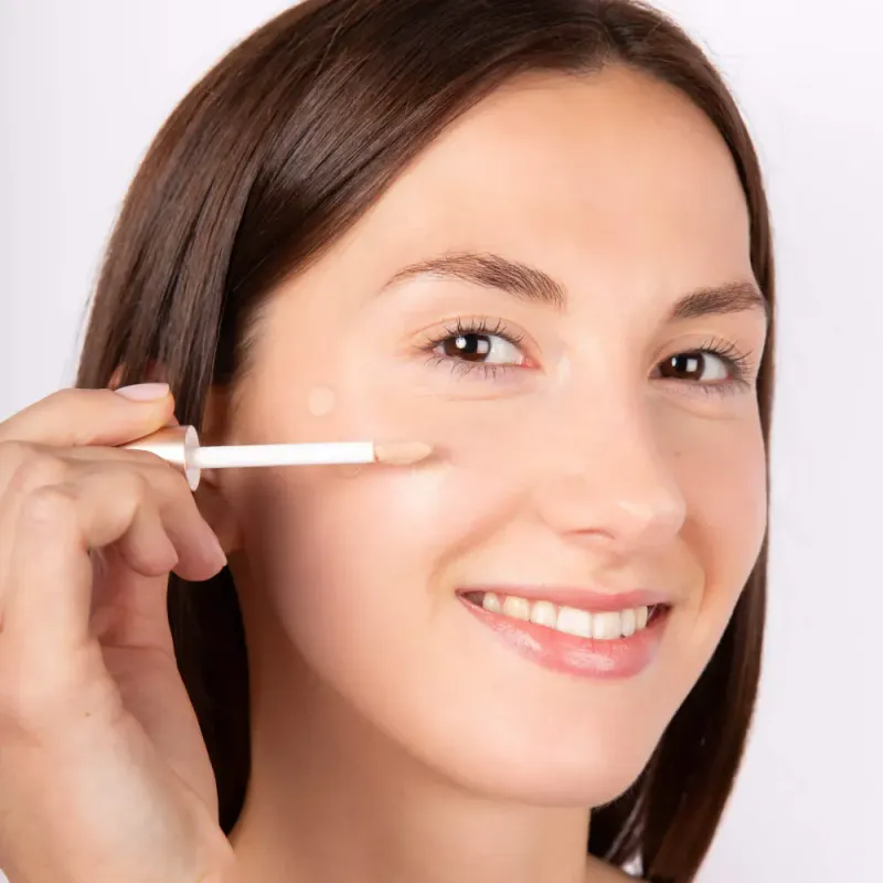 Økologisk Concealer Corrector, Nude 8ml / Charlotte Bio 