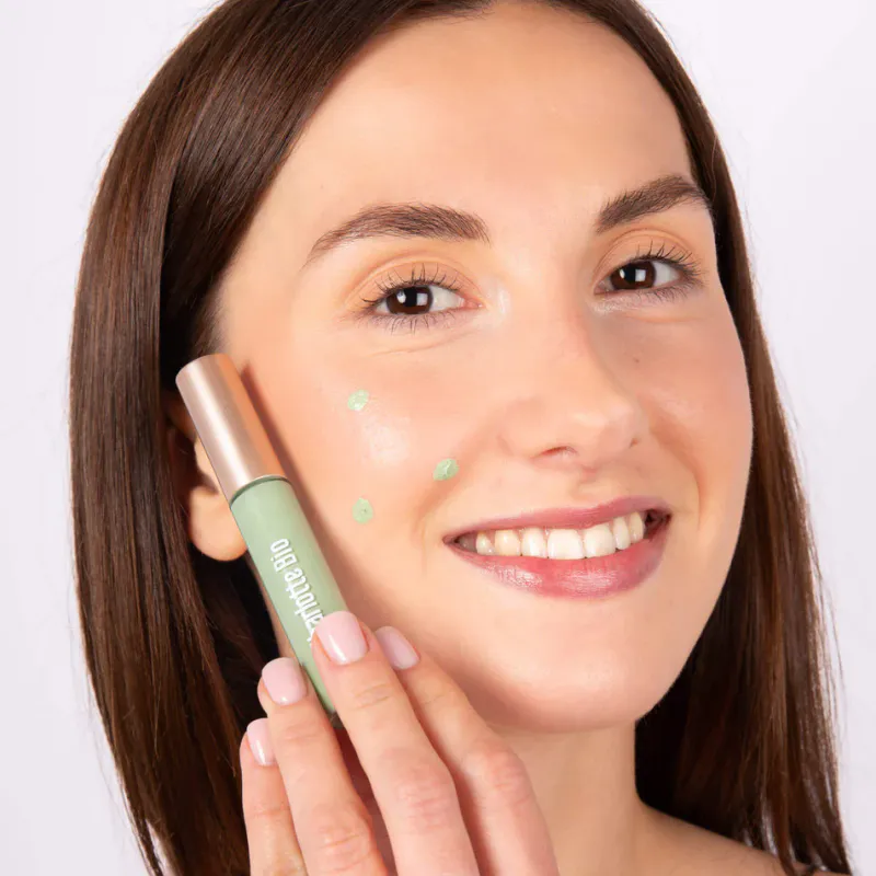  Økologisk Anti-Redness Corrector 8ml / Charlotte Bio 