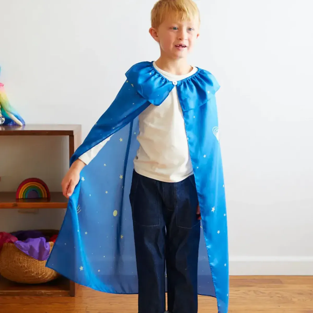 Kappe i silke, Stjener / Sarah´s Silks