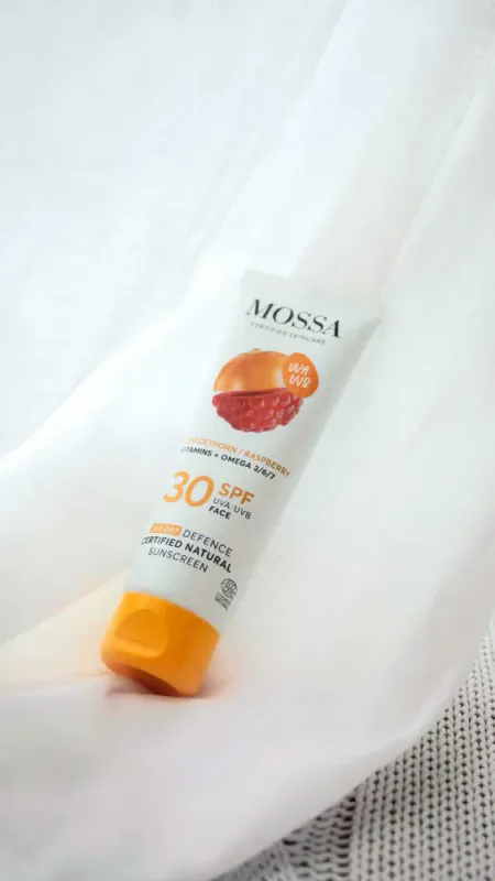 365 Days Defence Certified Natural Sunscreen 50ml / MOSSA