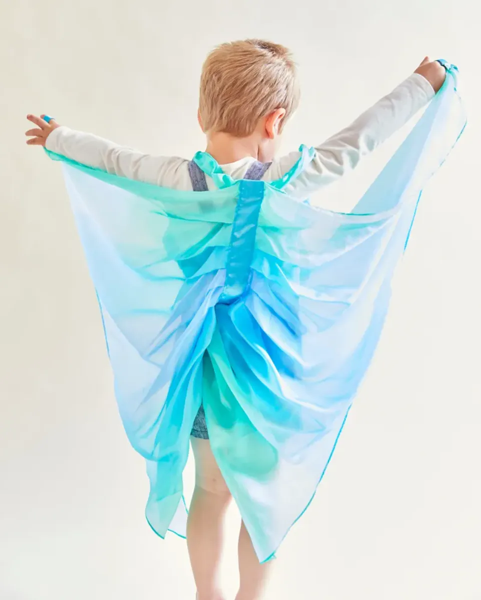 Vinger av silke, Sea / Sarah´s Silks
